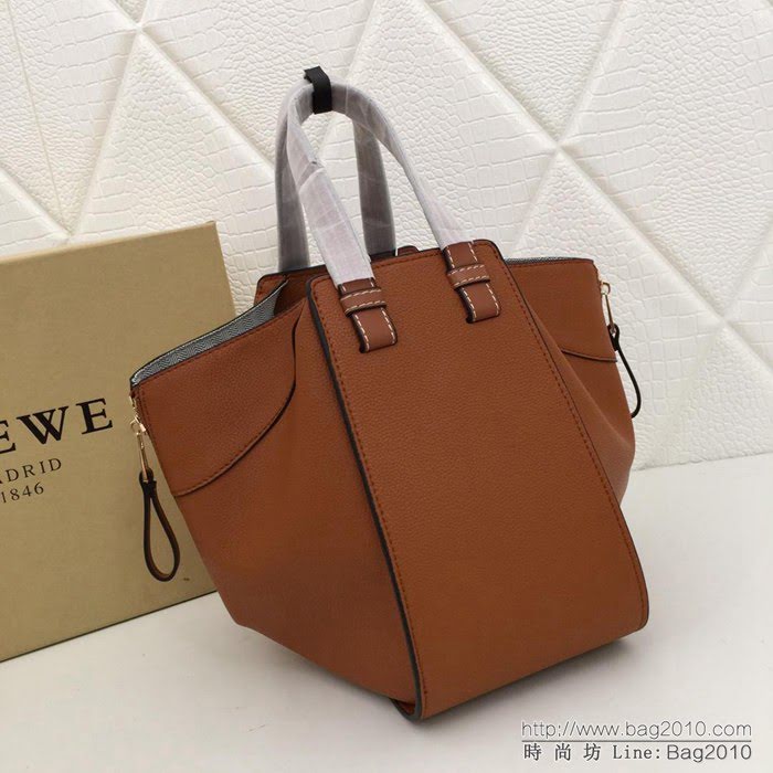 LOEWE羅意威 最新爆款 羅家Hammock系列 荔枝皮拼色 百搭款 小牛皮手提肩背包 0164  jdl1095